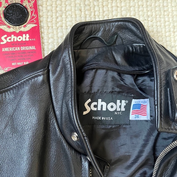 Schott 141 Classic Racer Leather Motorcycle Jacket - Picture 5 of 10